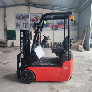 xe nâng điện 3 bánh 1 tấn