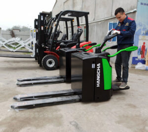xe nâng tay điện 3 tấn 3