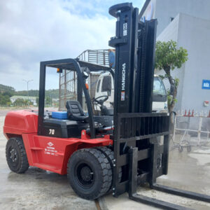Xe nâng dầu 7 tấn