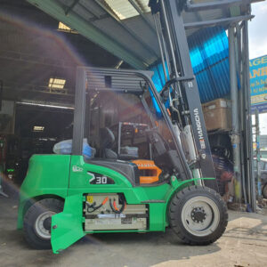 xe nâng điện lithium