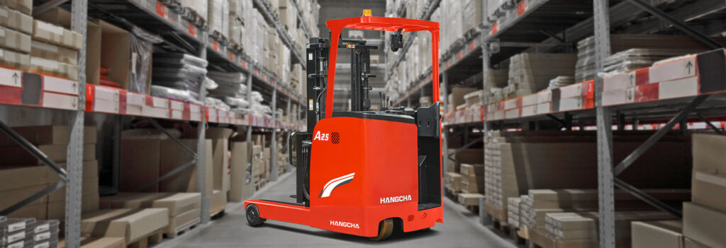 xe nâng điện đứng lái