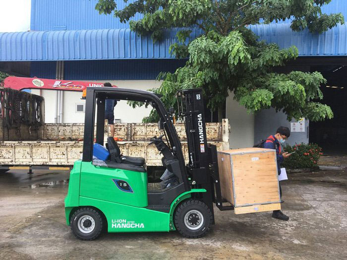 xe nâng điện 1.5 tấn Hangcha
